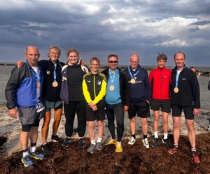 Startbereich am Husumer Hafen (Teamfoto nach Zieleinlauf)